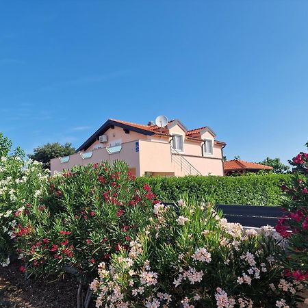 Villa Verbena Mala Cista Exterior photo